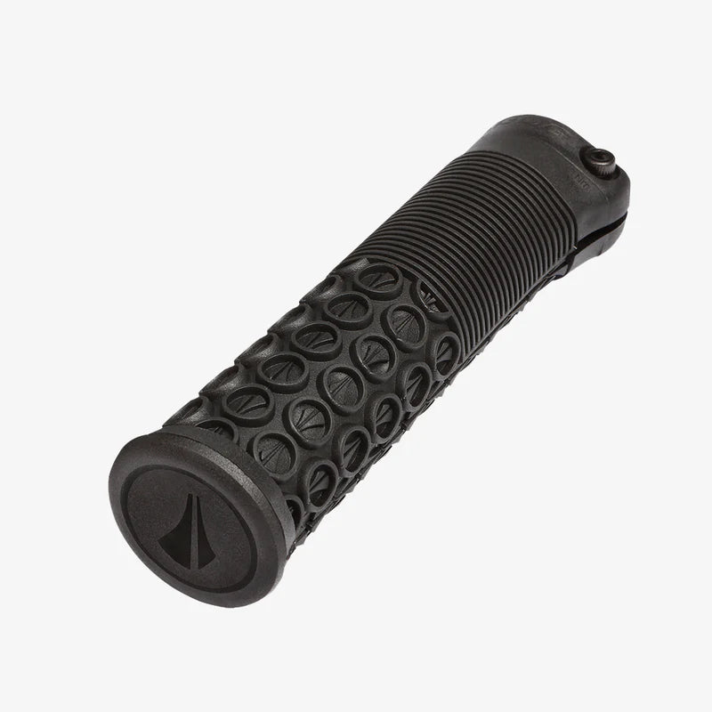 PUÑOS SDG GRIPS 135 MM X 31MM