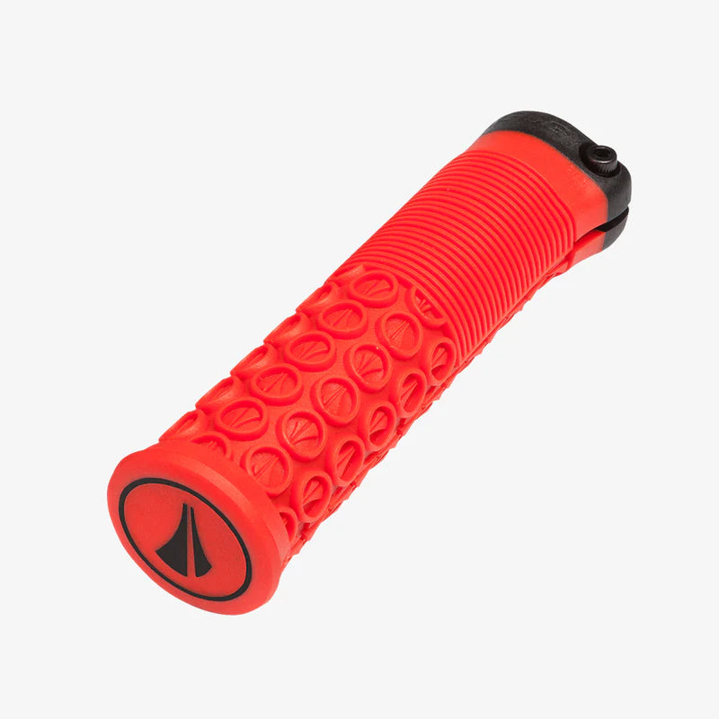PUÑOS SDG GRIPS 135 MM X 33MM